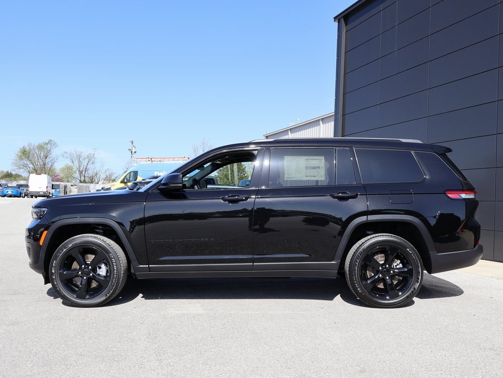 2025 Jeep Grand Cherokee Altitude X photo 2
