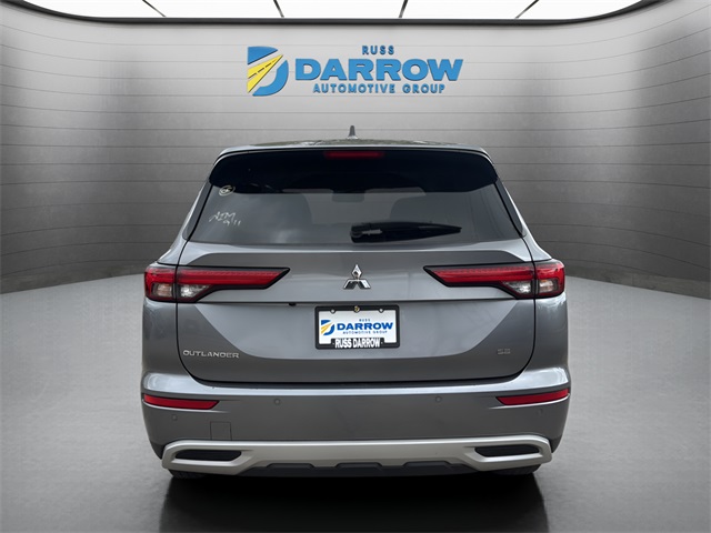 2024 Mitsubishi Outlander SE photo 3