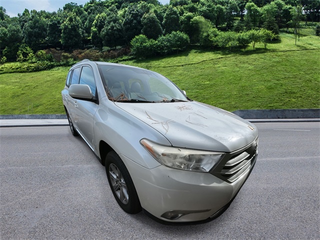 2012 Toyota Highlander SE