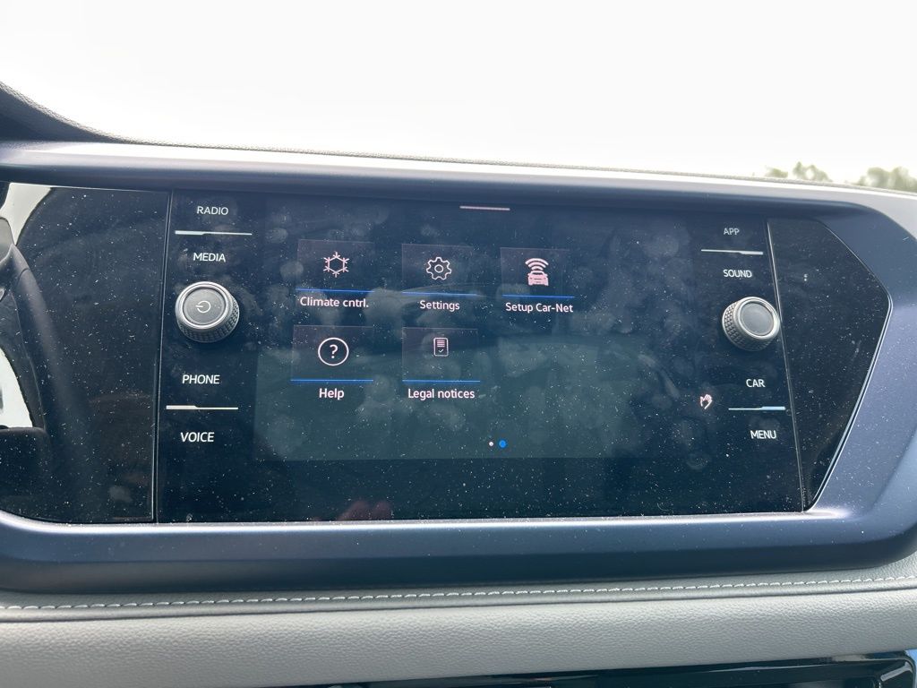 2024 Volkswagen Taos SE photo 28