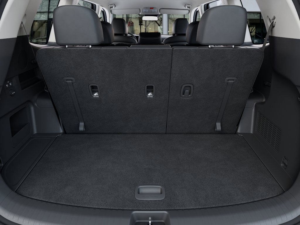 2025 Kia Telluride LX photo 17