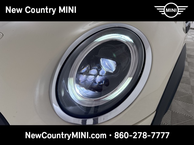 2023 Mini Cooper Convertible S photo 11