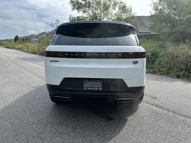 2023 Land Rover Range Rover Sport SE photo 6