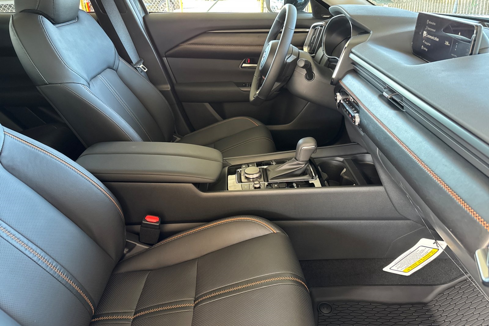 2025 Mazda CX-50 Premium Plus photo 14