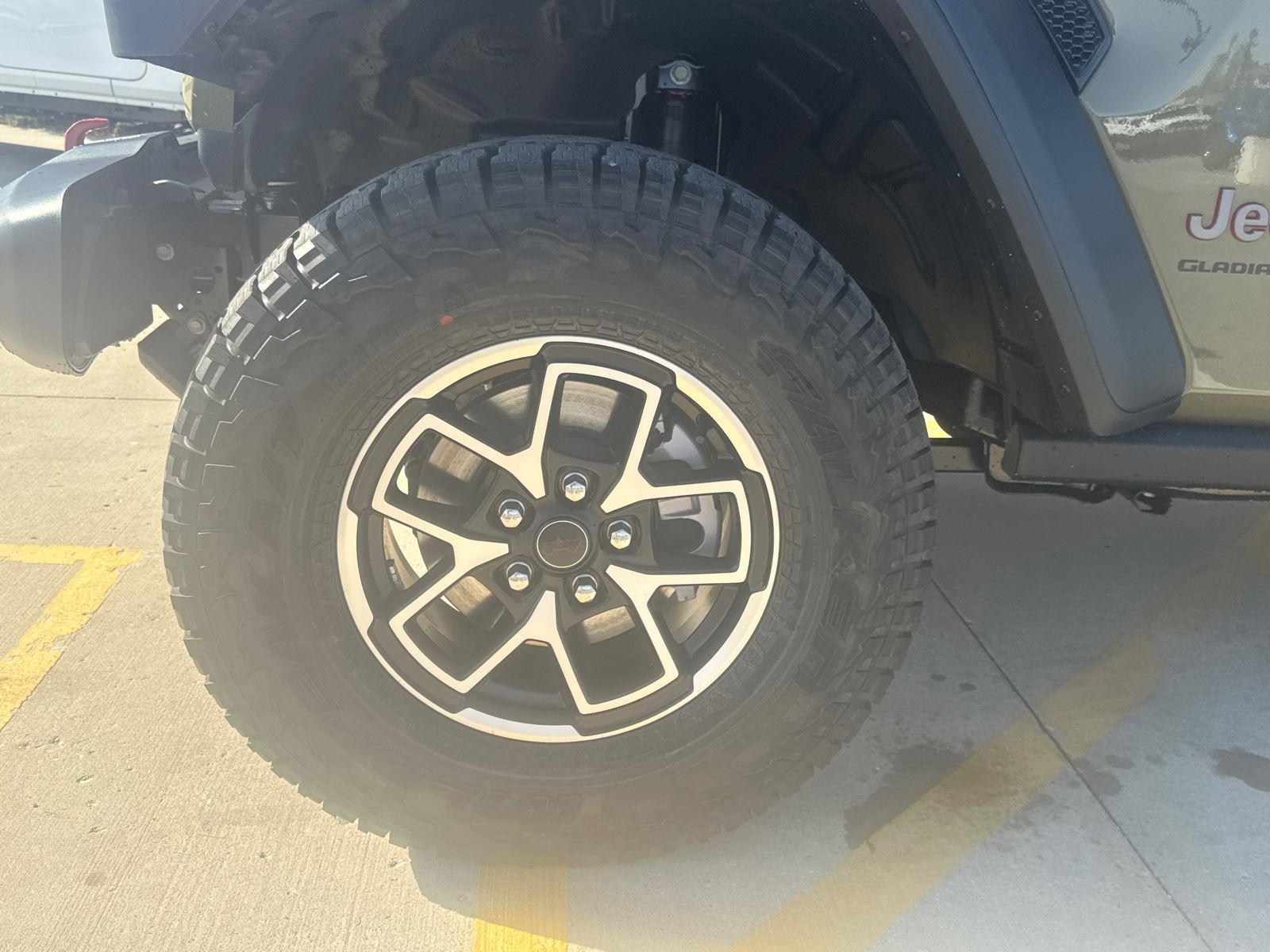 2025 Jeep Gladiator Rubicon photo 7