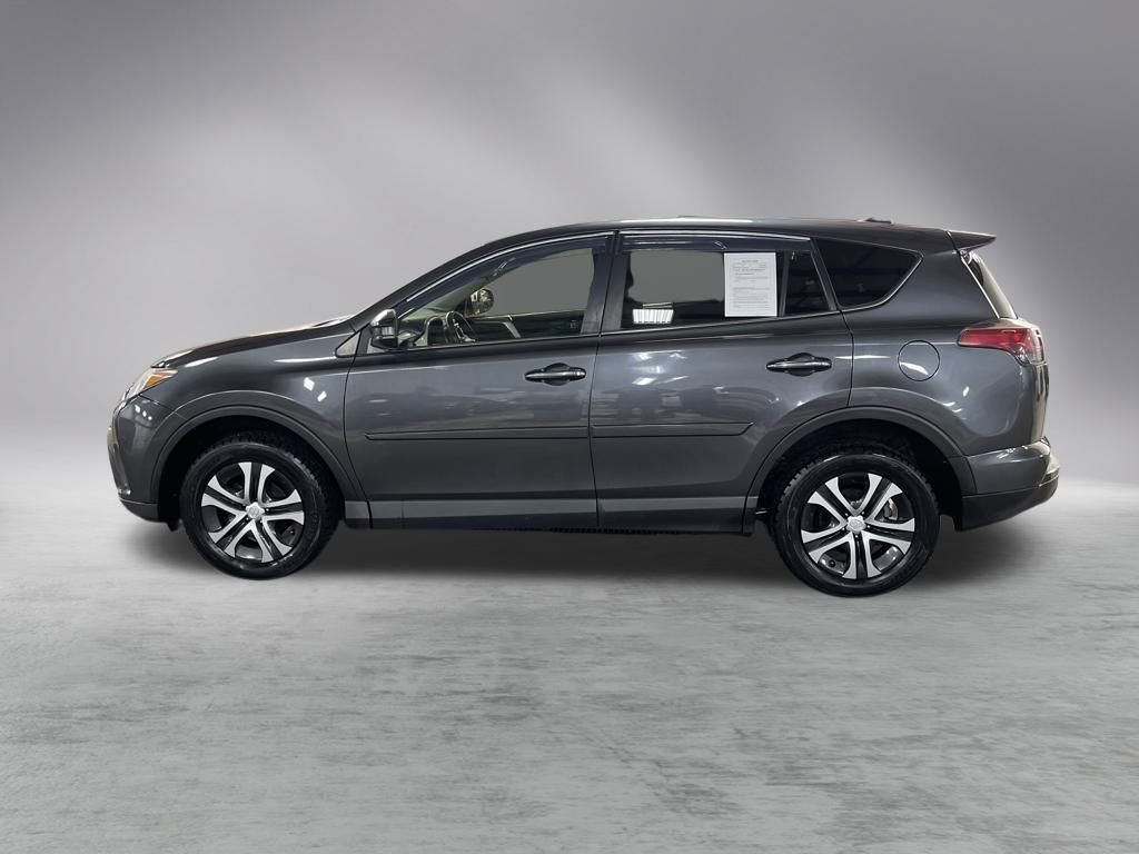 2017 Toyota RAV4 LE photo 2