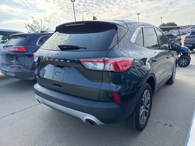 2022 Ford Escape SEL photo 4