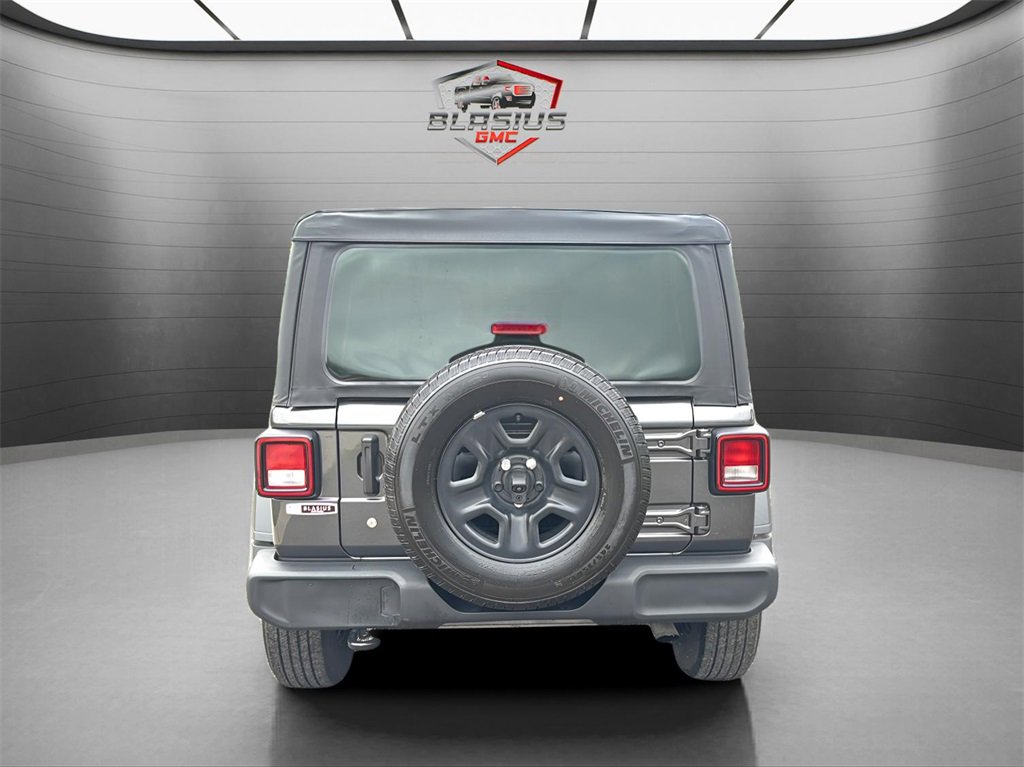2023 Jeep Wrangler Sport photo 4