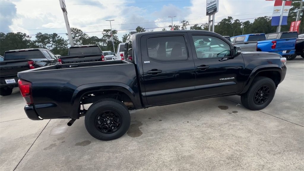 2022 Toyota Tacoma SR5 photo 9
