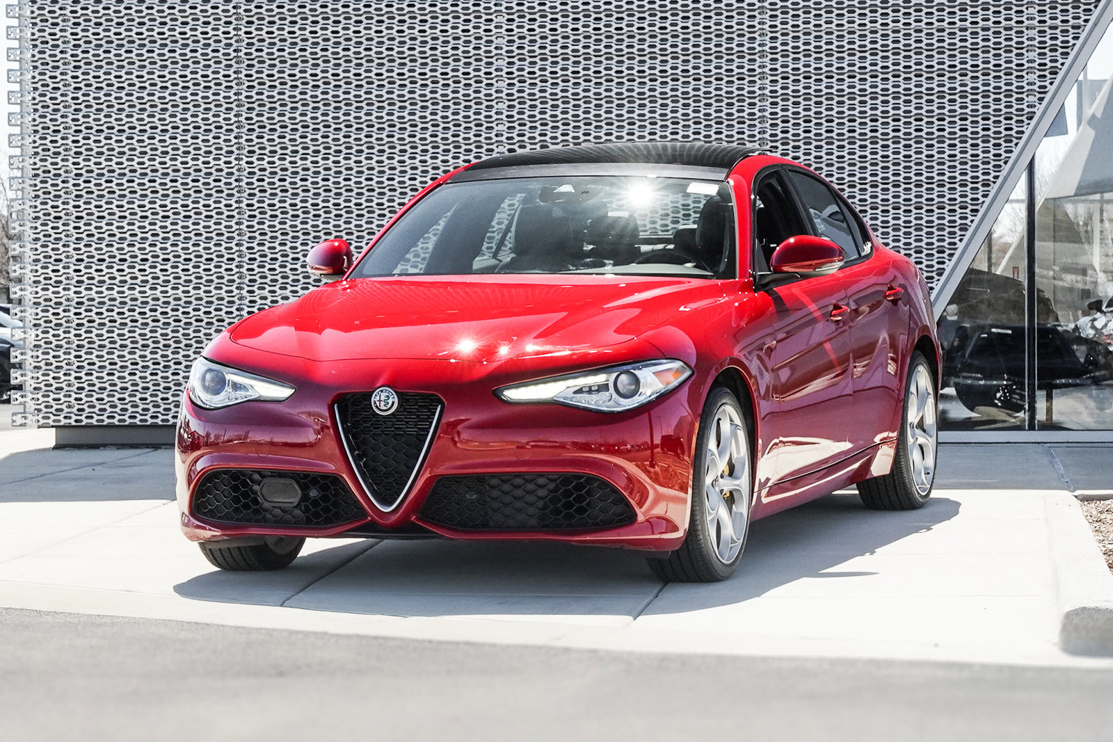 2021 Alfa Romeo Giulia Ti Sport photo 5