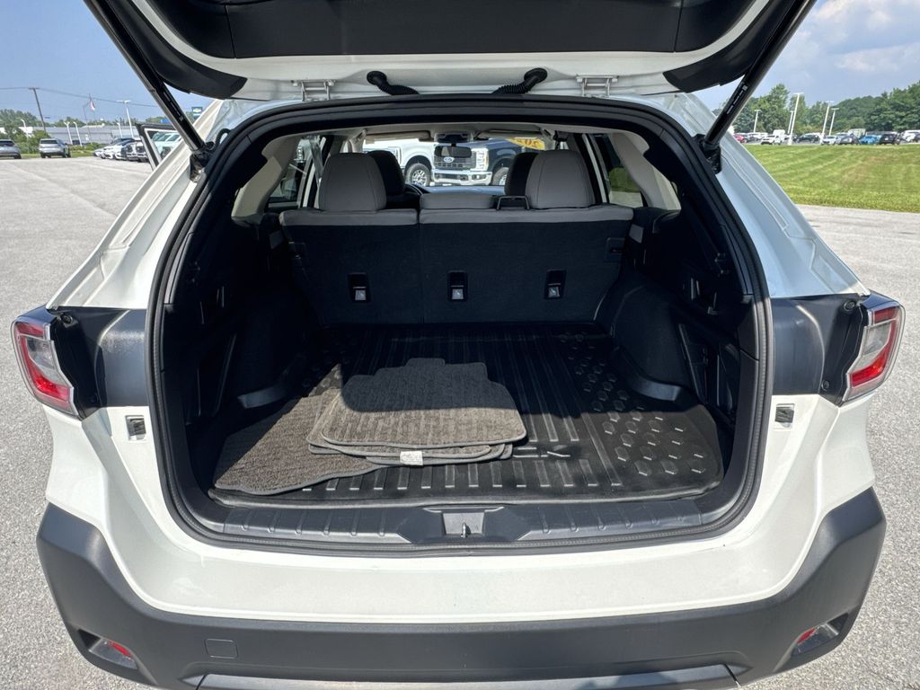 2023 Subaru Outback Premium photo 19