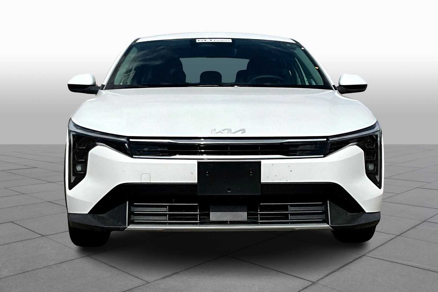 2025 Kia K4 EX photo 3