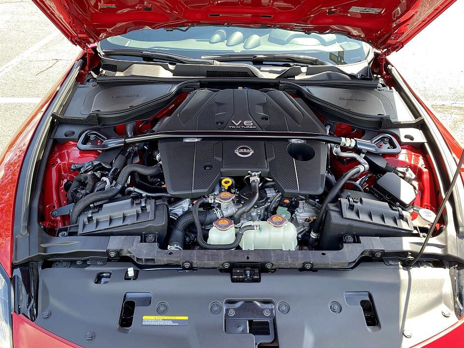 2025 Nissan Z Performance photo 7