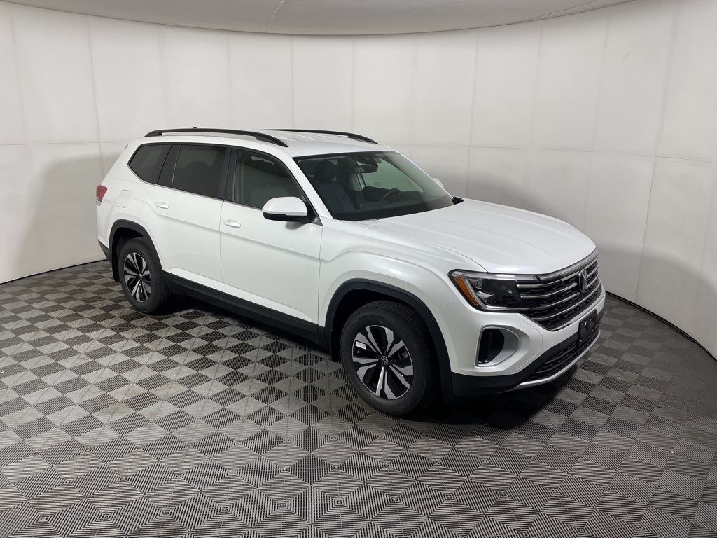 2026 Volkswagen Atlas SE's photo