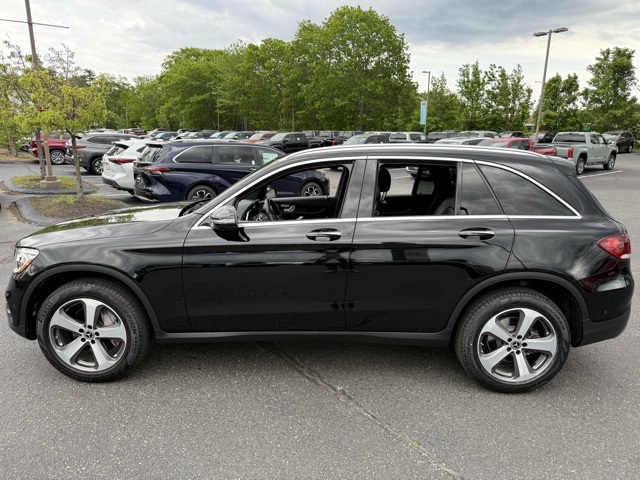 2020 Mercedes Benz GLC 300 4MATIC photo 2