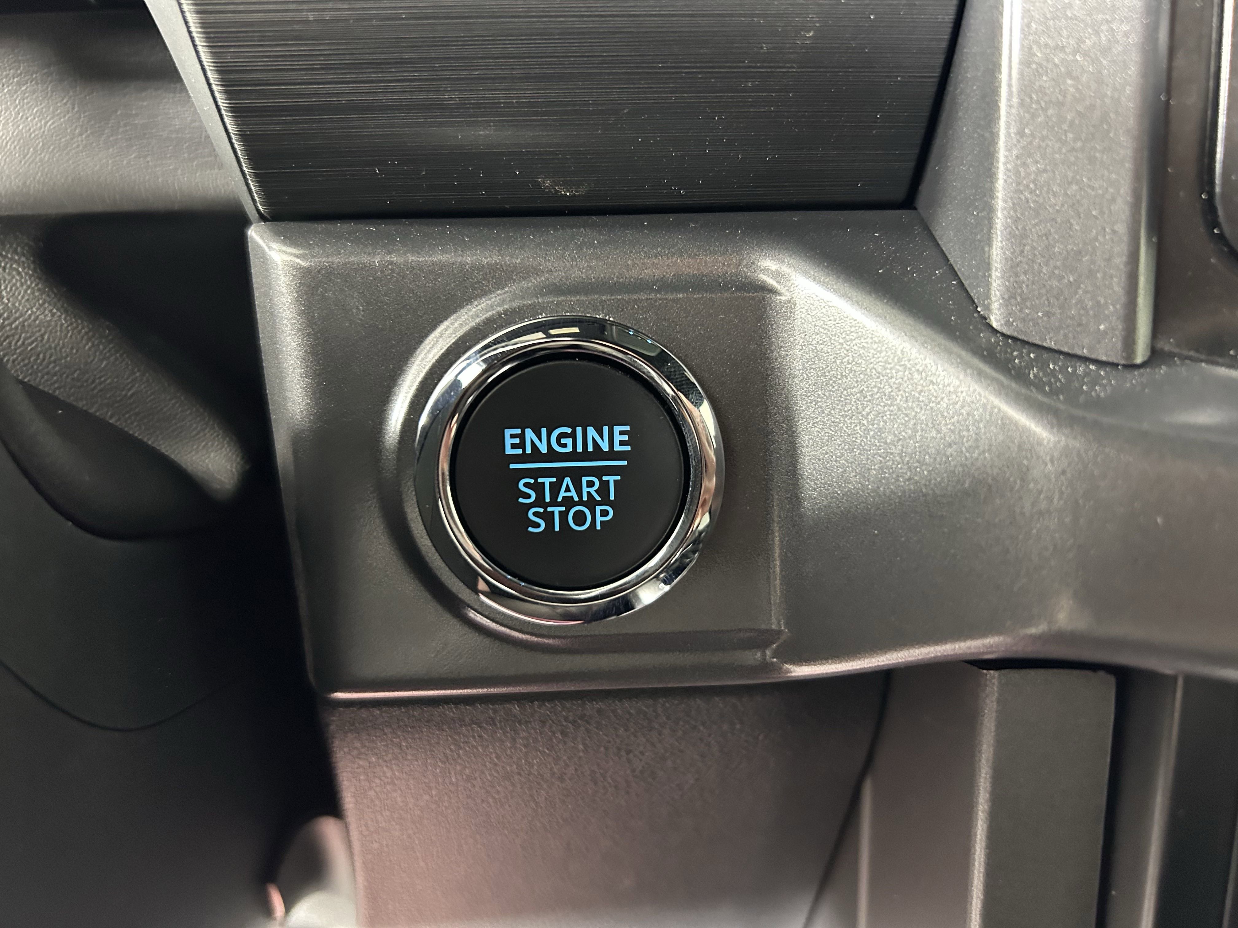 2025 Ford F-150 XLT photo 22