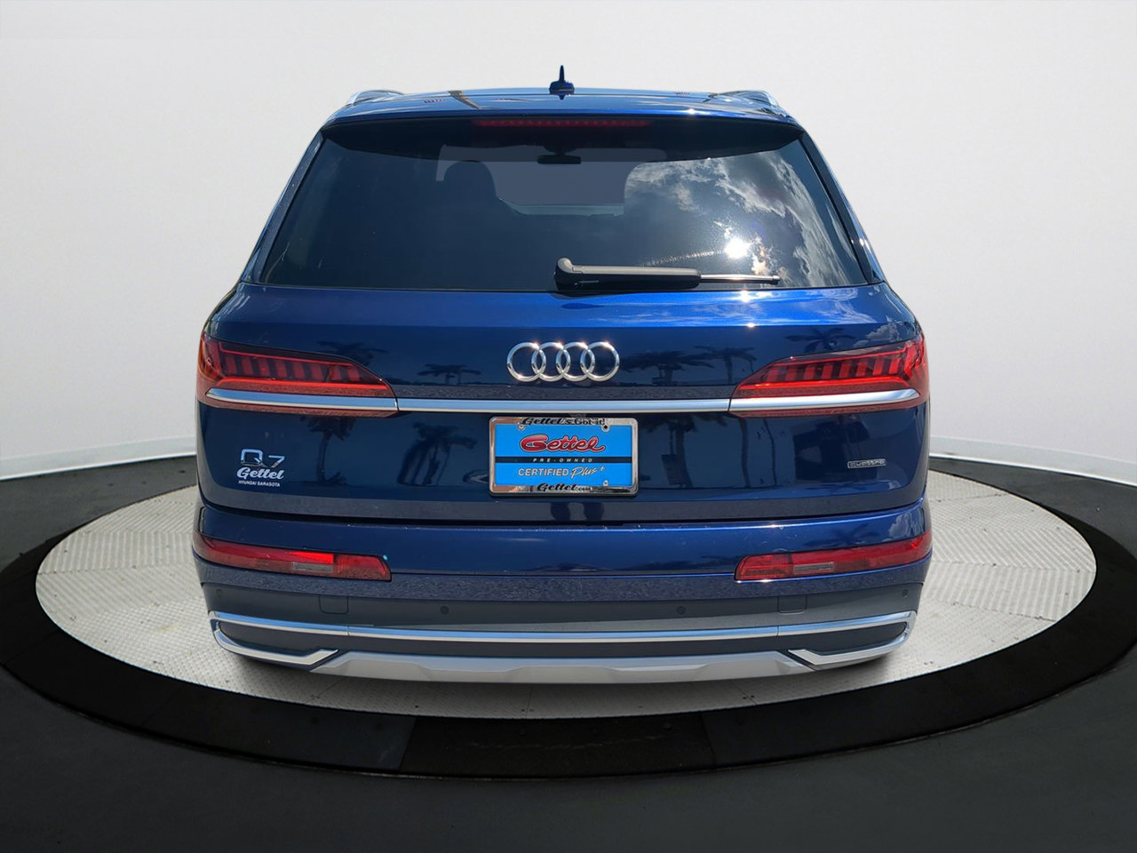 2021 Audi Q7 45 Premium Plus photo 4