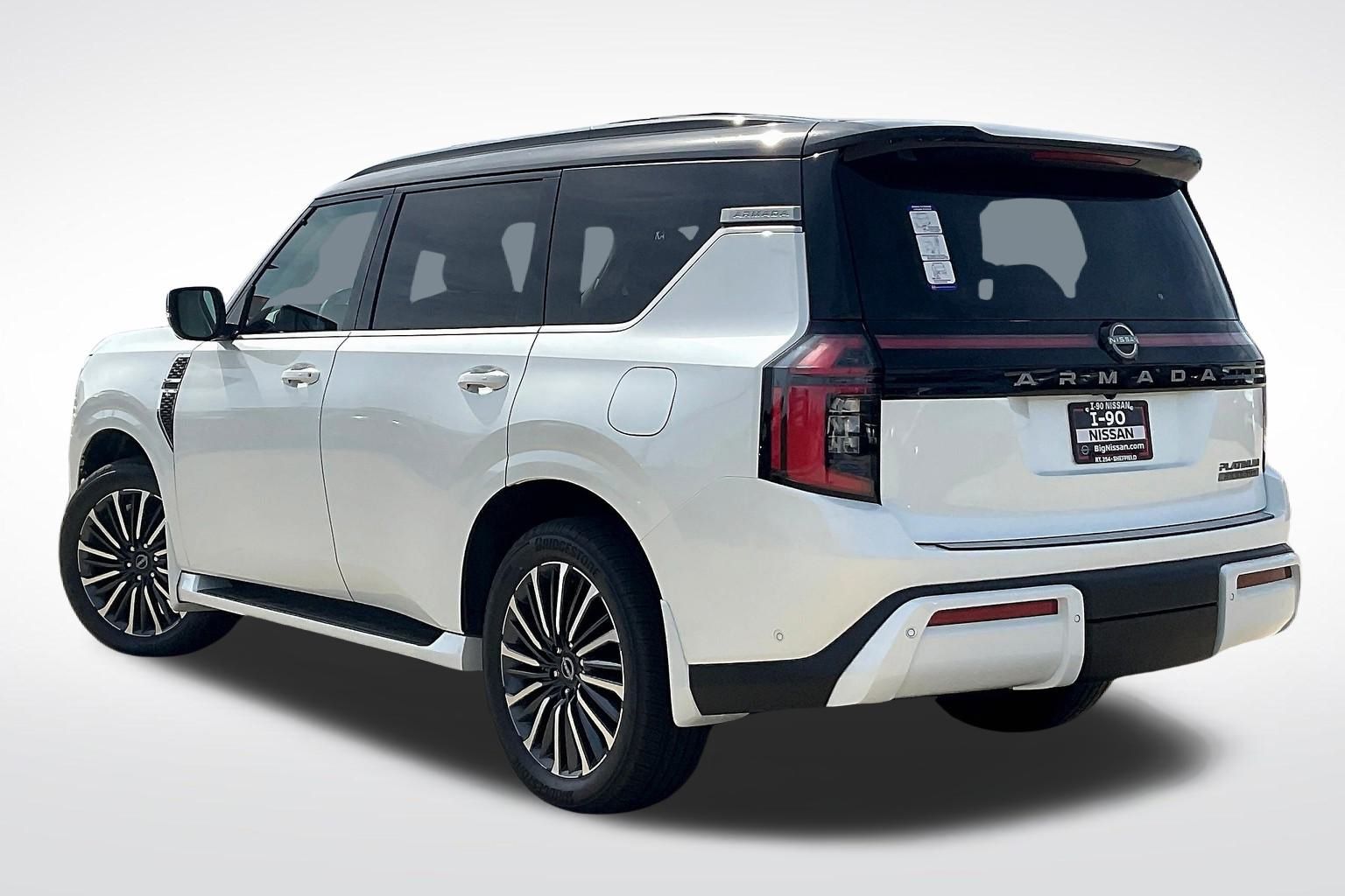 2026 Nissan Armada Platinum Reserve photo 3