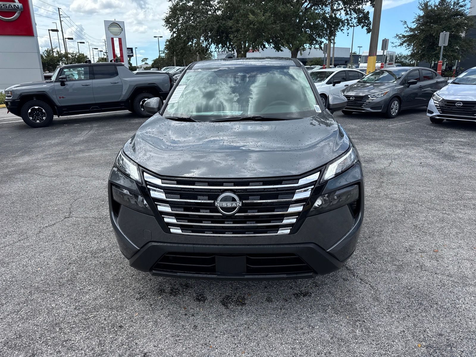 2026 Nissan Rogue SV photo 3
