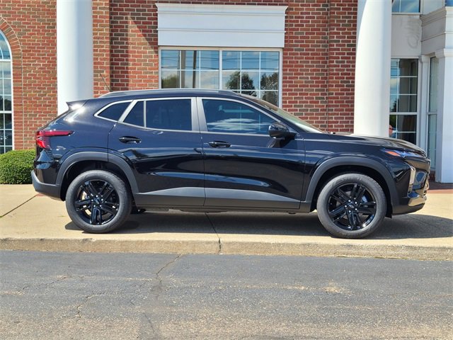2025 Chevrolet Trax ACTIV photo 3