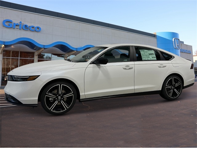 2025 Honda Accord Hybrid Sport photo 2