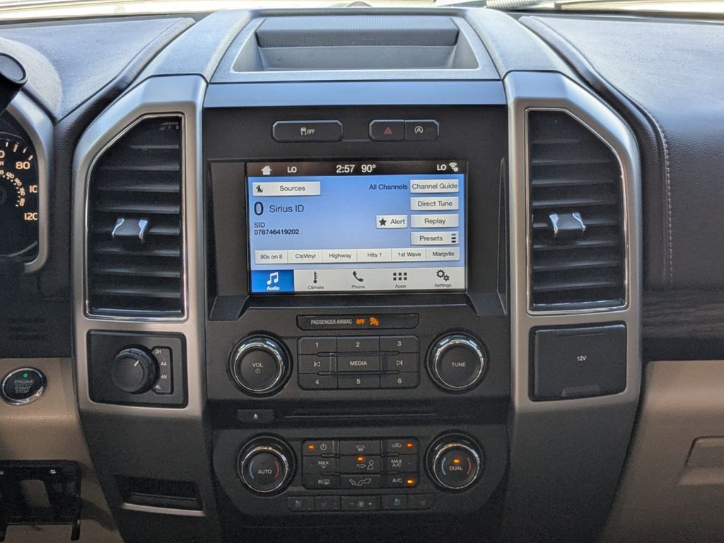 2018 Ford F-150 Lariat photo 19
