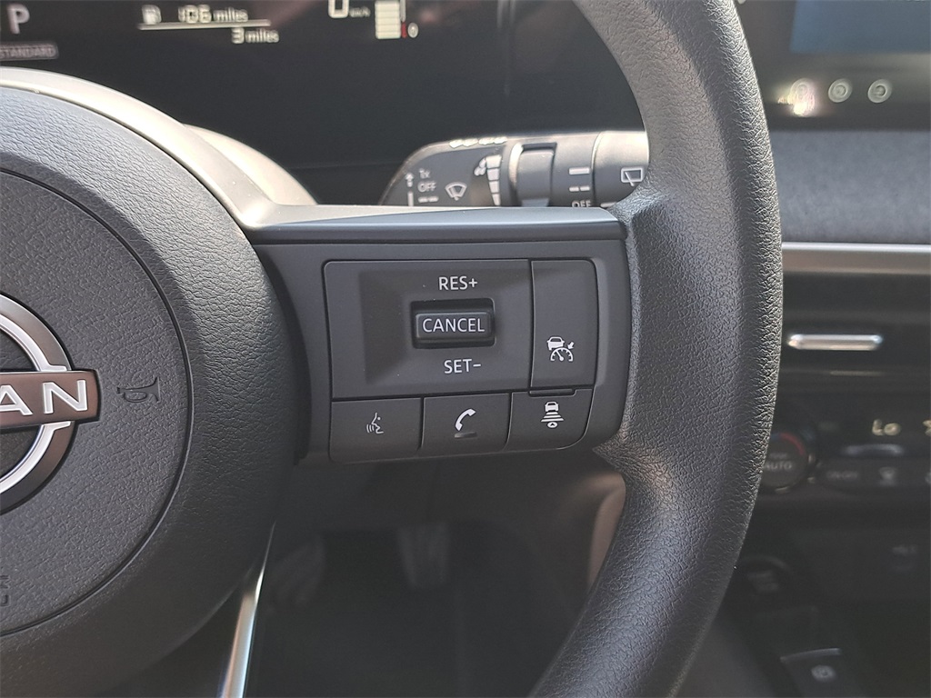 2026 Nissan Kicks SV photo 22