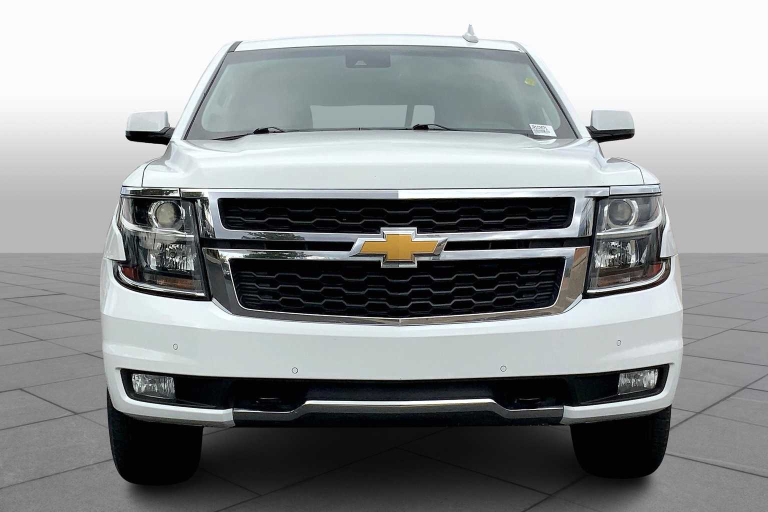 2018 Chevrolet Tahoe LT photo 3