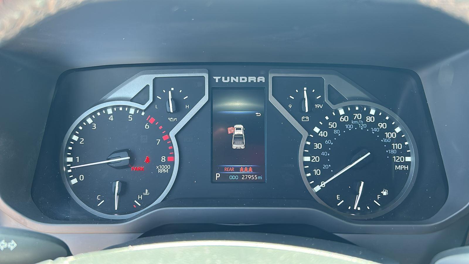 2023 Toyota Tundra SR5 CrewMax photo 6