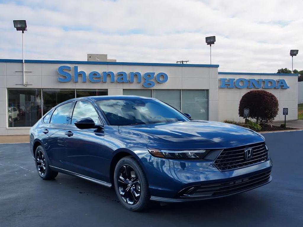 2025 Honda Accord SE's photo