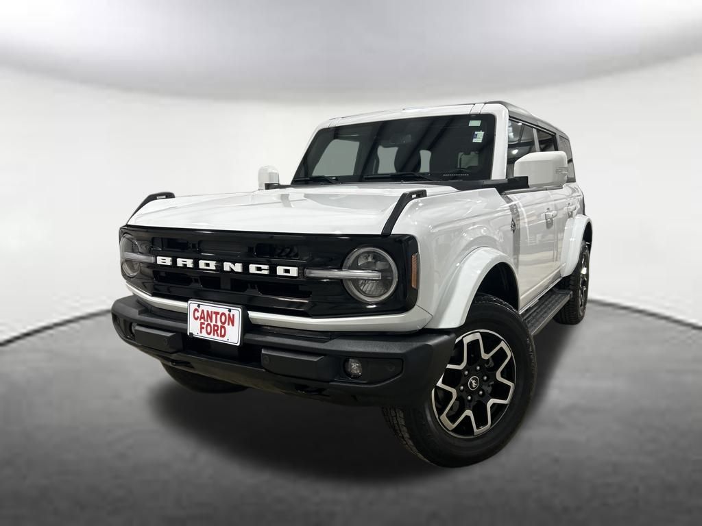 2024 Ford Bronco 4-Door Outer Banks's photo