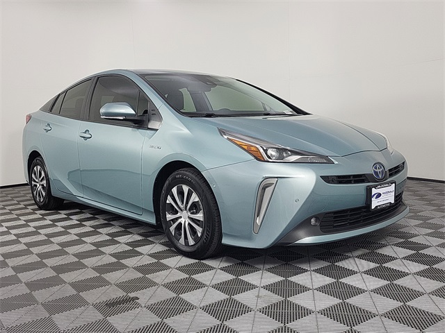 2021 Toyota Prius LE AWD-e photo 5