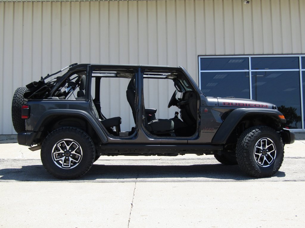 2024 Jeep Wrangler Rubicon photo 12