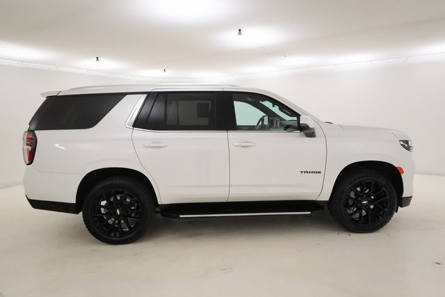 2023 Chevrolet Tahoe LT photo 2