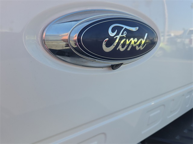 2016 Ford F-350 XLT photo 26