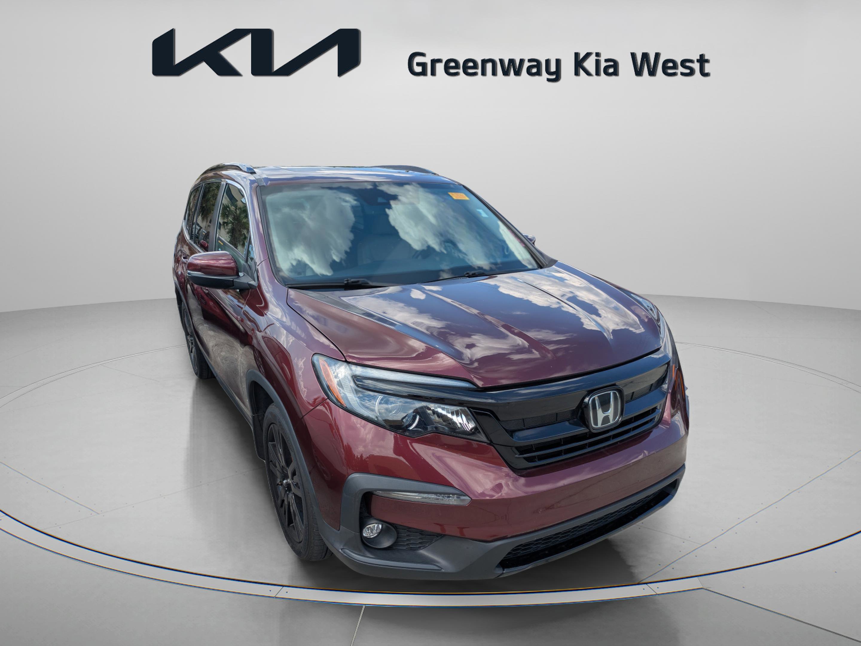 Used 2022 Honda Pilot SE with VIN 5FNYF5H27NB032439 for sale in Kansas City