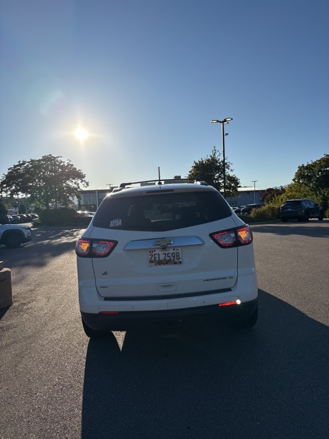 2014 Chevrolet Traverse 1LT photo 5