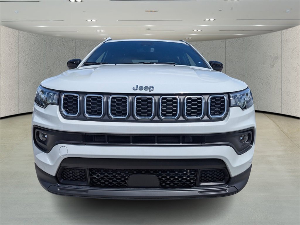 2025 Jeep Compass Latitude photo 2