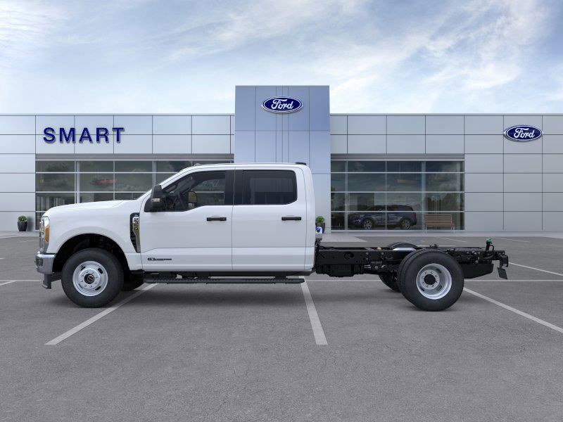 2026 Ford F-350 photo 4