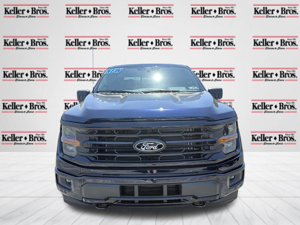 2025 Ford F-150 XLT photo 2