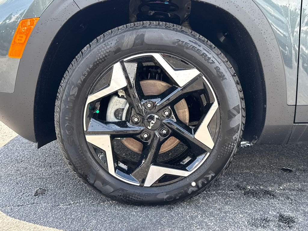 2025 Kia Seltos S photo 6