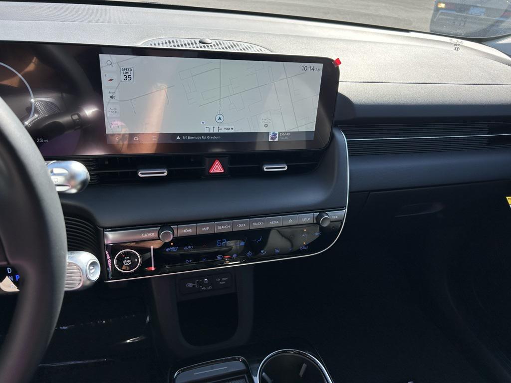 2025 Hyundai Ioniq 5 SEL photo 16
