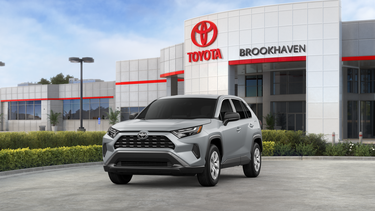 2025 Toyota RAV4 LE's photo