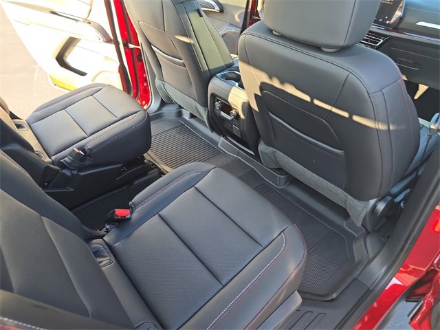 2026 Chevrolet Traverse Z71 photo 11
