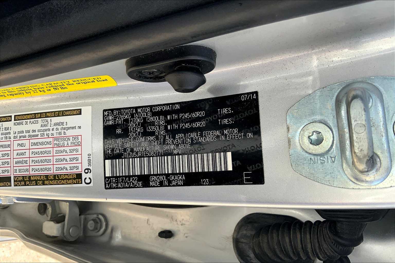 2014 Toyota 4Runner Limited photo 32