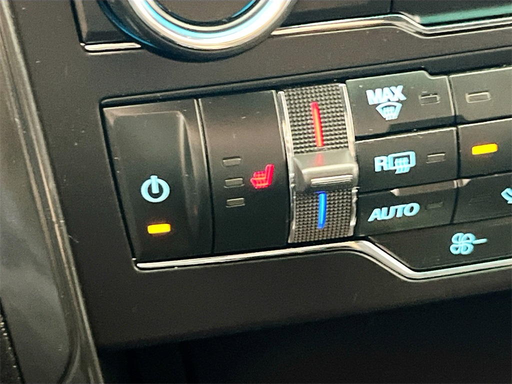 2019 Ford Explorer XLT photo 20