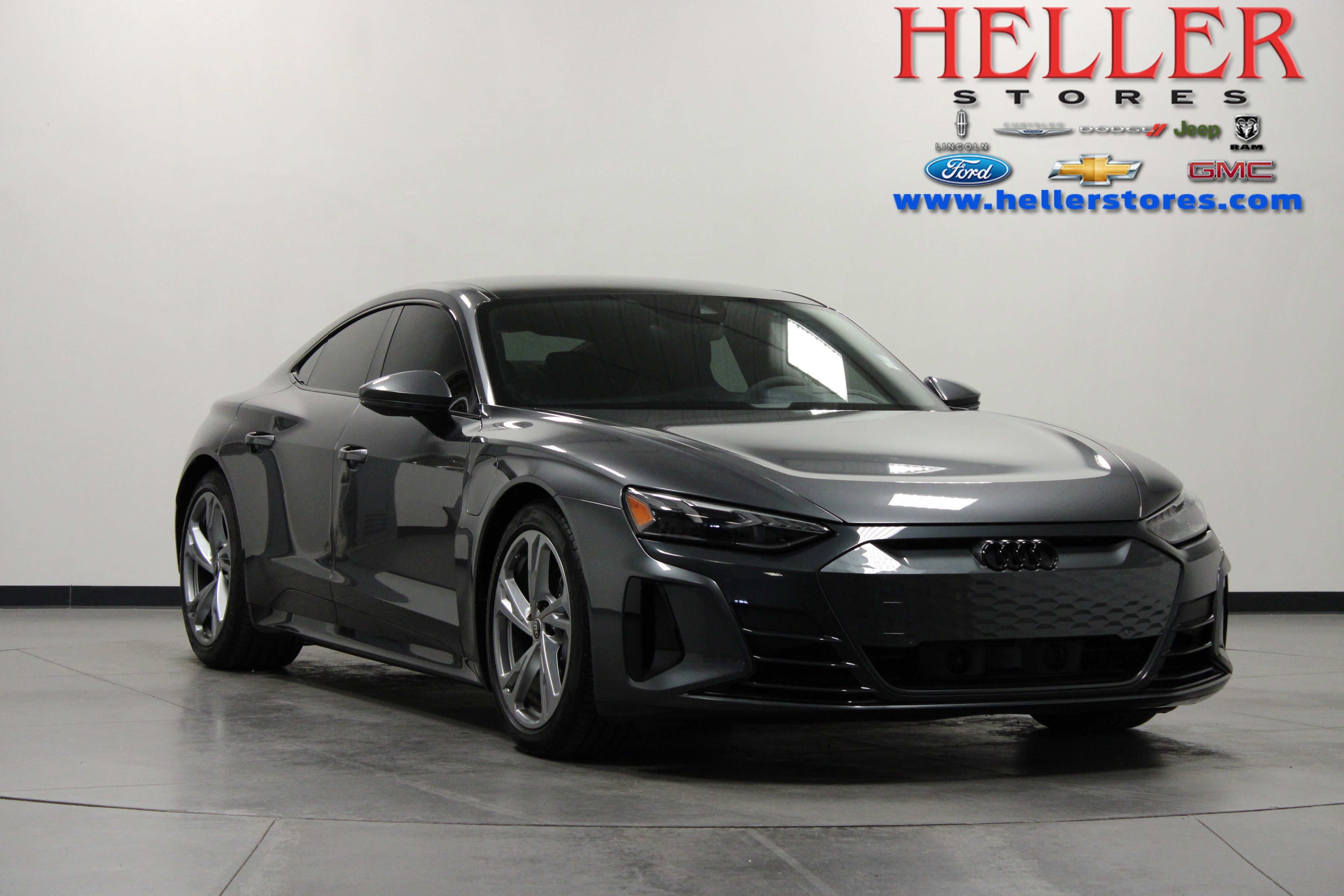 2023 Audi e-tron GT Premium Plus