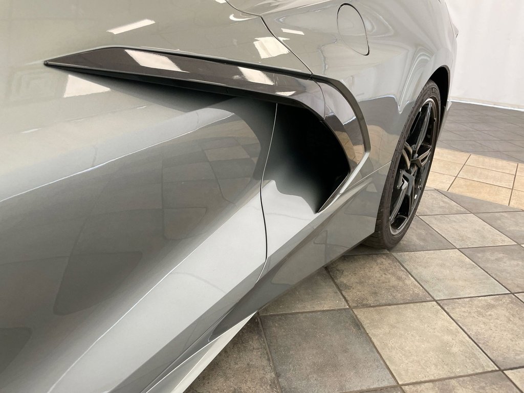 2022 Chevrolet Corvette Stingray 2LT photo 23