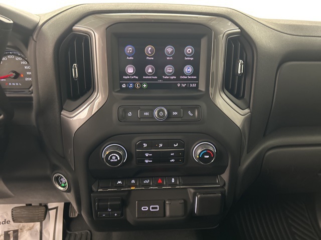 2023 Chevrolet Silverado 1500 Custom photo 16