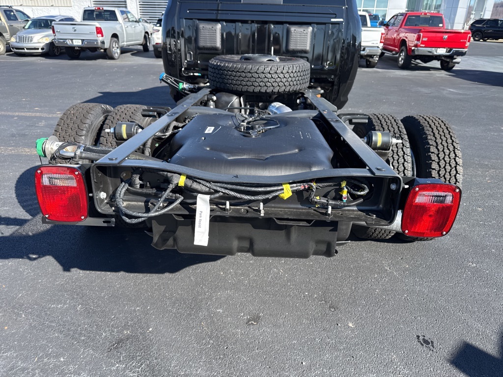 2026 Ram 3500 Big Horn photo 4